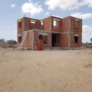 Route Aghir Djerba maison '"carcasse " 180 m2 sur un terrain de 1000 m2