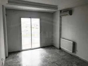 Un Appartement S+2 à Ain Zaghouan Nord