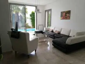 Bel appartement meublé avec piscine sidi daoued