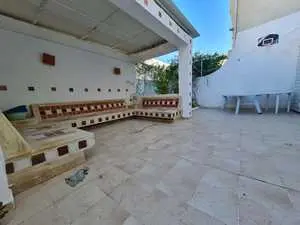 A Vendre Villa Jumelée À Menzah 5