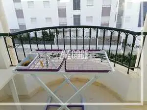 un appartement S+2 avec piscine tel 28913484