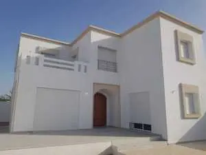 (منطقة بلدية villa titrés zone urbaine ) #فيلا بجربة ميدون طريق سيدي سفيان