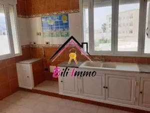 Un joli appartement s+2 à khzema charkia 