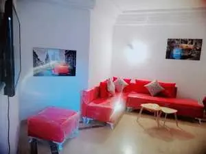 A louer appartment meuble Tunis ennasr par jour s+1 rechment meble