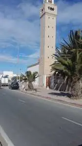  bonne affaire terrain viabilisé a 200 mtr de la plage est 300 route monastir