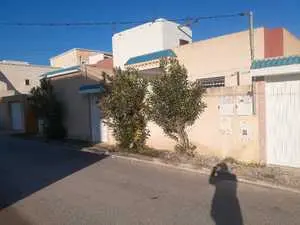 une grande maison 625 m2 a citè el ghazella ( حي السعادة)