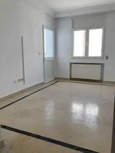 Appartement à RAS TABIA 