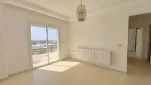 Un appartement S+2 à Cité El Agba