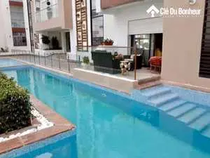 A louer luxe appartement à la soukra