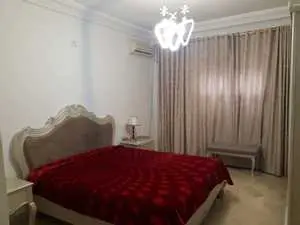 Appartement S+3 a Sahloul avenue Yasser Arafet