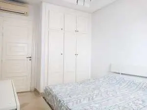 Appartement trois pièces meublé 