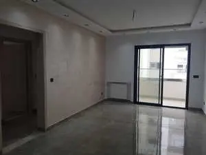 A Louer appartement s2 neuf à Ain Zaghouan