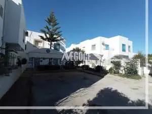 un duplex s+2 au RDC d’une résidence située à Hammamet en face hôtel RIBAT 