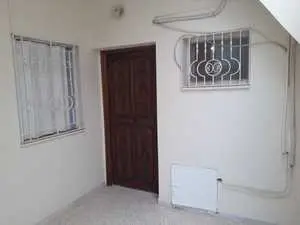 à louer appartement s+3 route Tunis klm 7