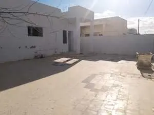 Villa à louer - Sfax