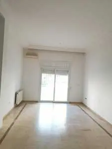 A louer un appartement S+2 à ezzahra 