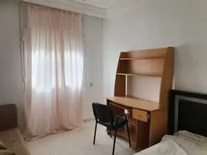 Appartement S+3 cité el Wahat,suite parentale,120 mètre carré