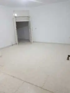 appartement S+2 à louer à boumhal résidence Narjes (en face du collège elAbyeni)