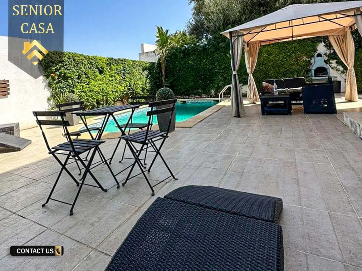  Un Oasis Luxueux avec Piscine Privée