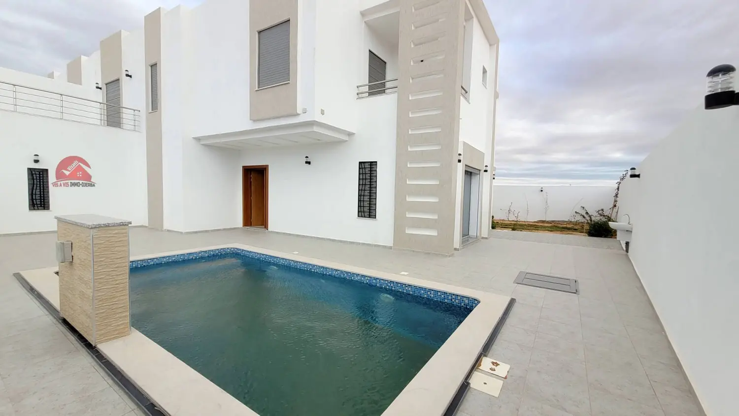 VILLA AVEC PISCINE PRIVÉE À HOUMT SOUK DJERBA - RÉF V 632