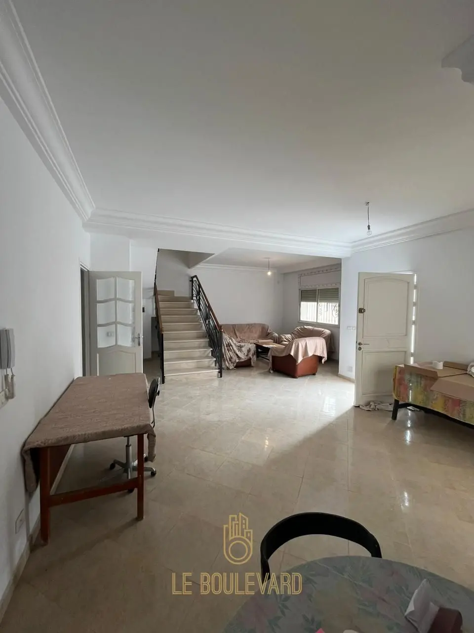 A Vendre Villa Triplex S+5 à AFH Mrezga, Nabeul