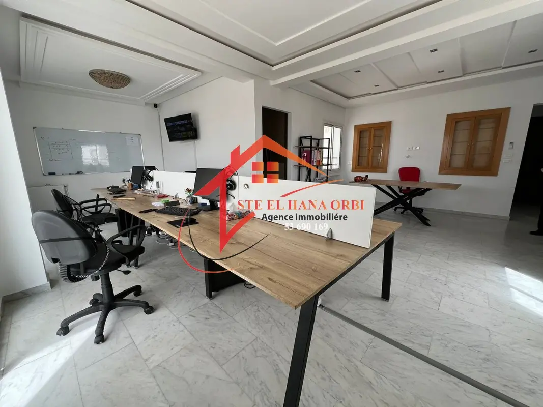 Location Annuelle bureau S+3 En Plein centre ville monastir