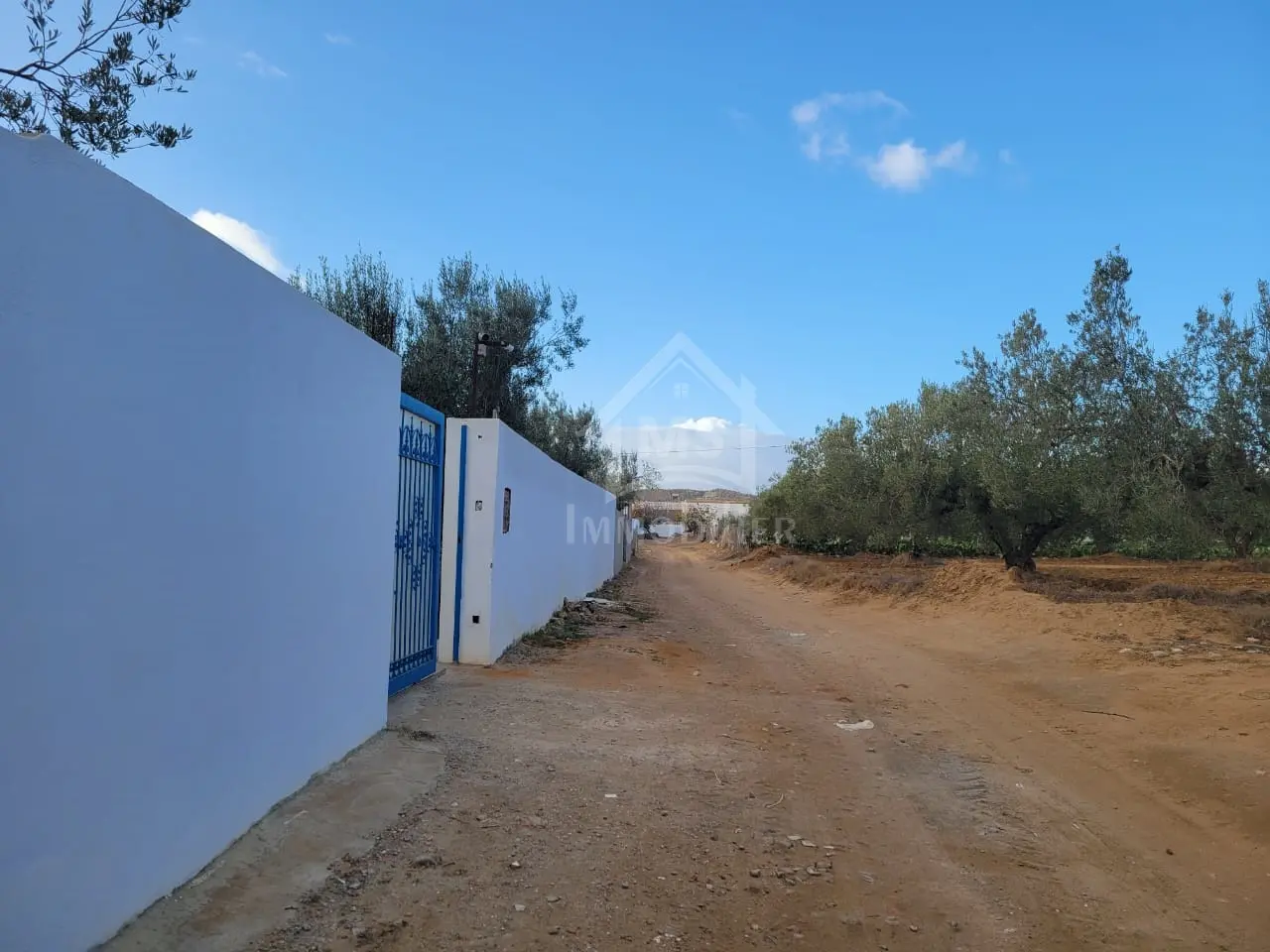 Terrain de 1800 m² à Hammamet Sud à vendre à 125 MD 51355351