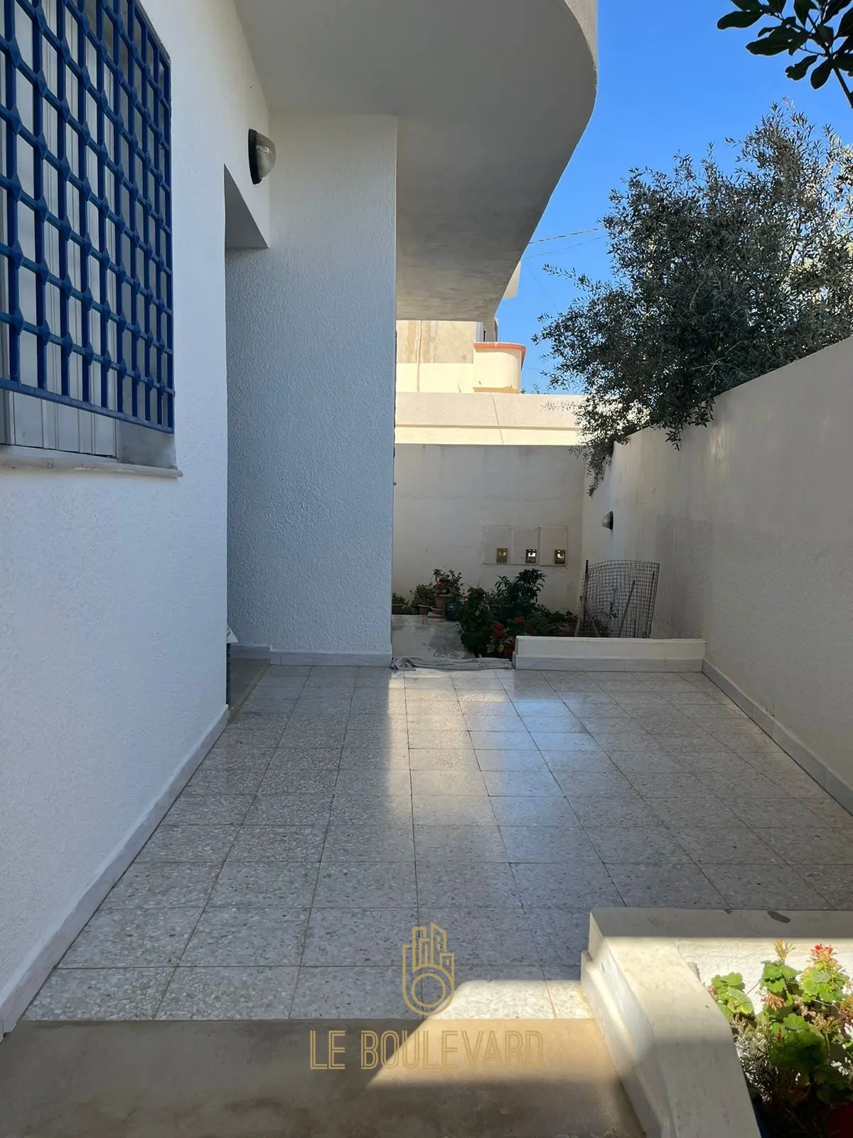 A Vendre Villa R+1 à Maamoura, Nabeul