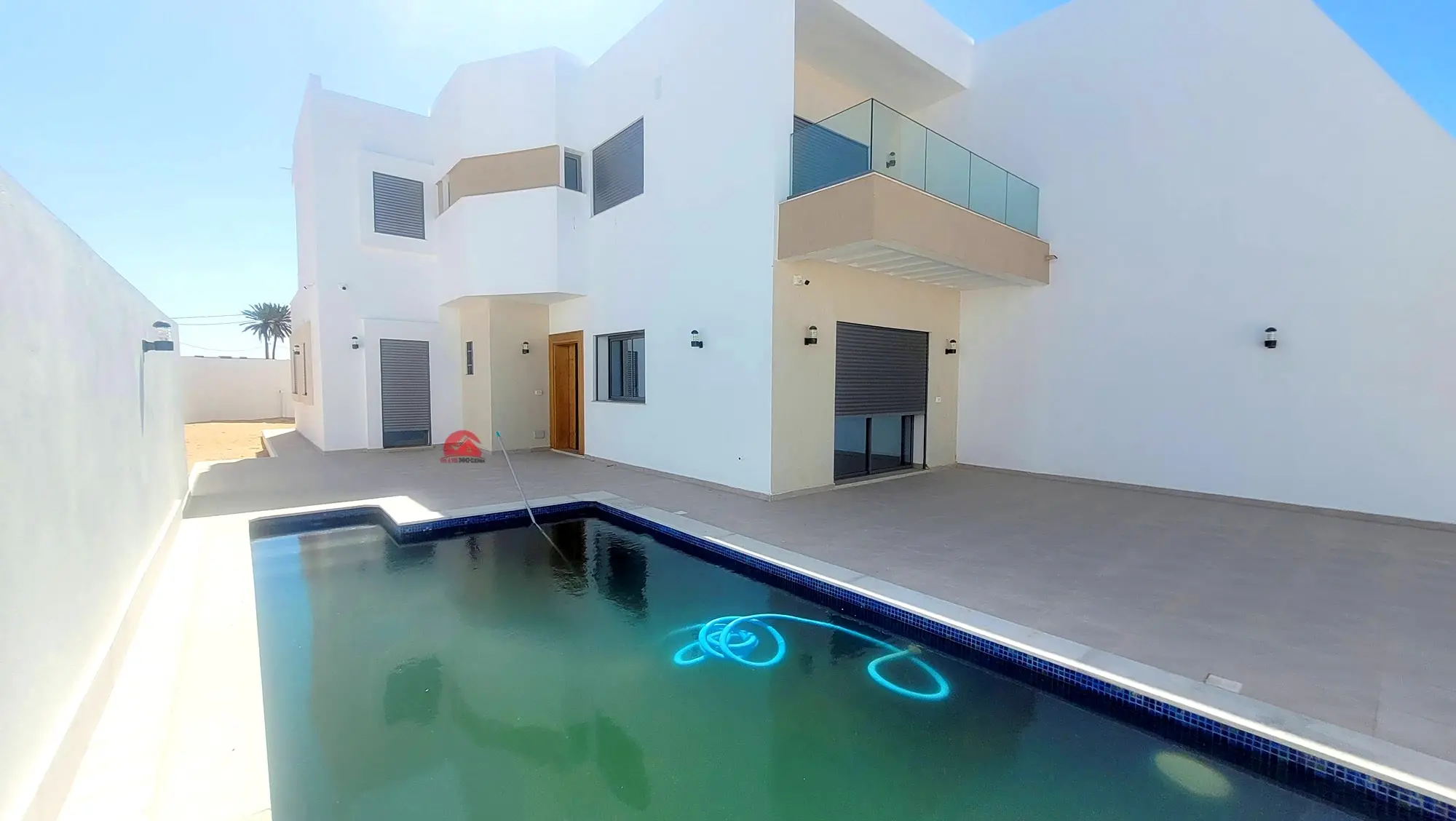 VILLA NEUVE À VENDRE AVEC PISCINE À HOUMT SOUK DJERBA-REF V 629