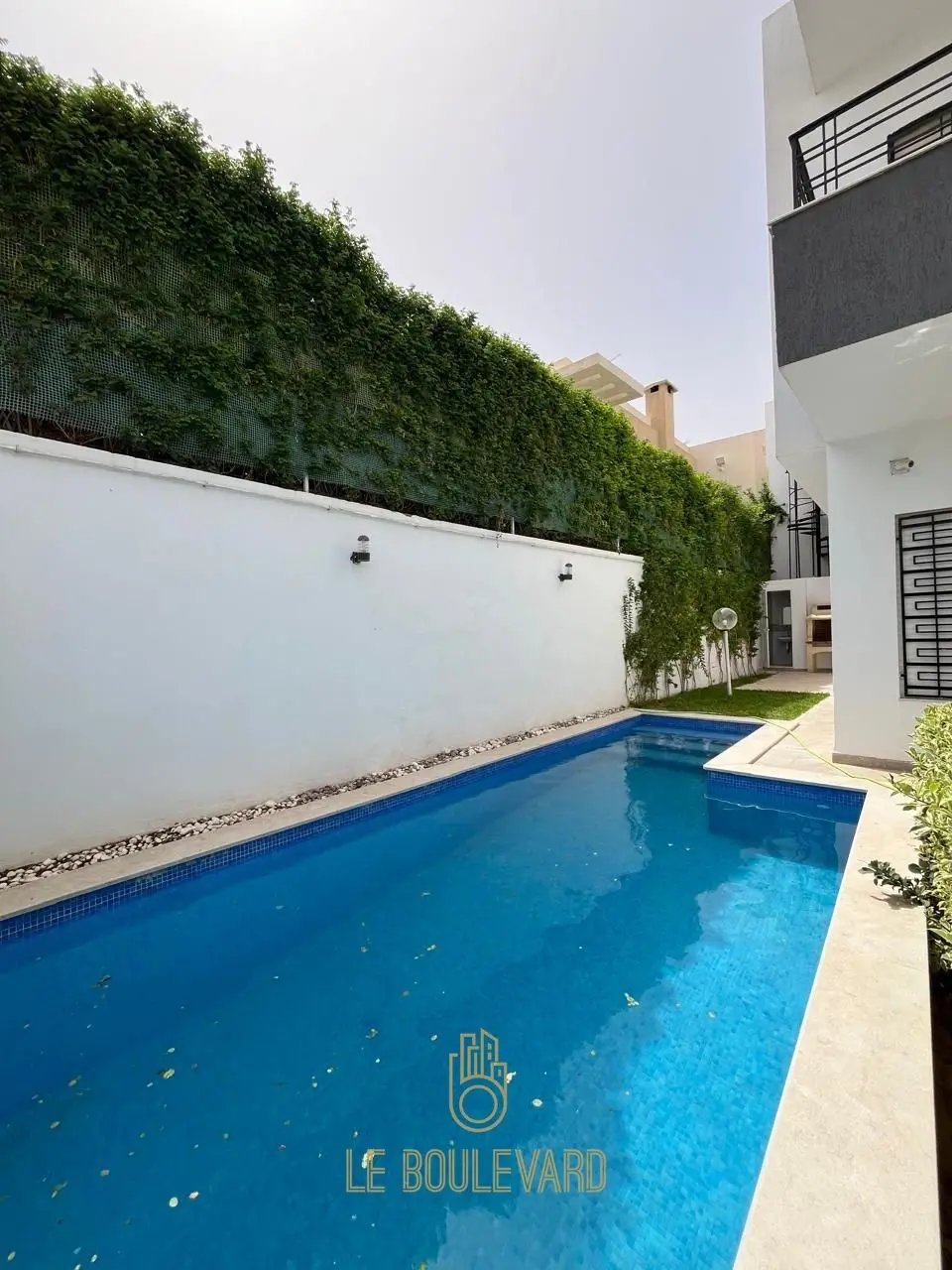 A Louer Villa Duplex S+4 Avec Piscine à Hammamet Nord