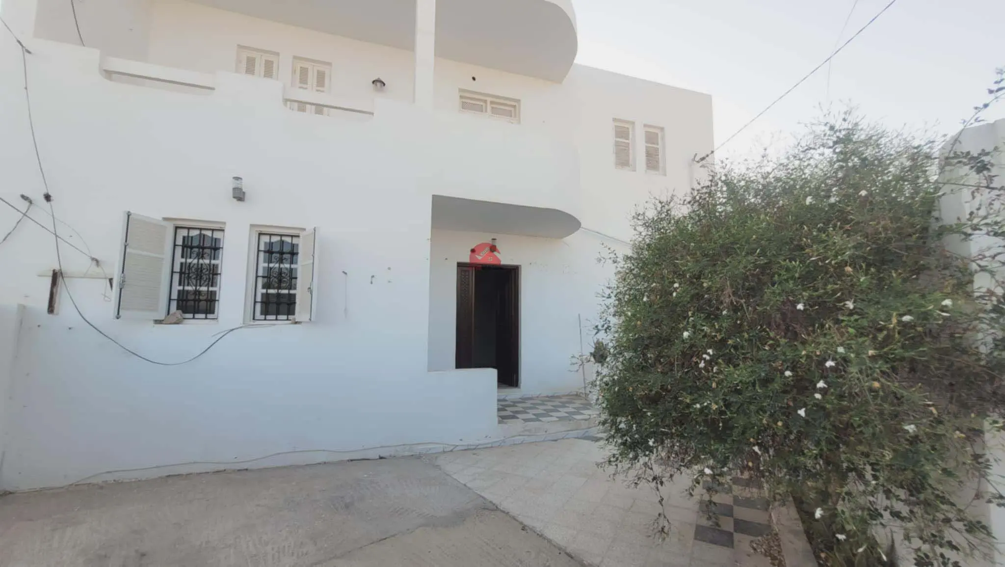 DUPLEX  À HOUMT SOUK DJERBA ZU - RÉF V686