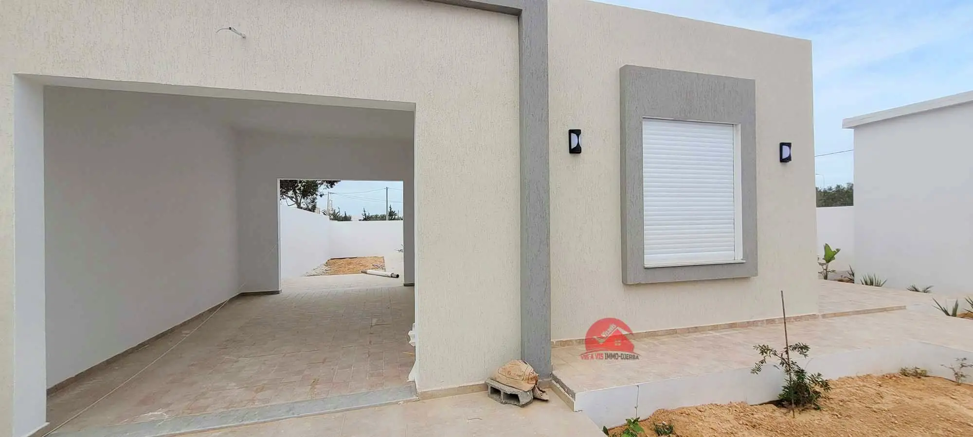 VILLA NEUVE À VENDRE À DJERBA HOUMT SOUK - RÉF V671