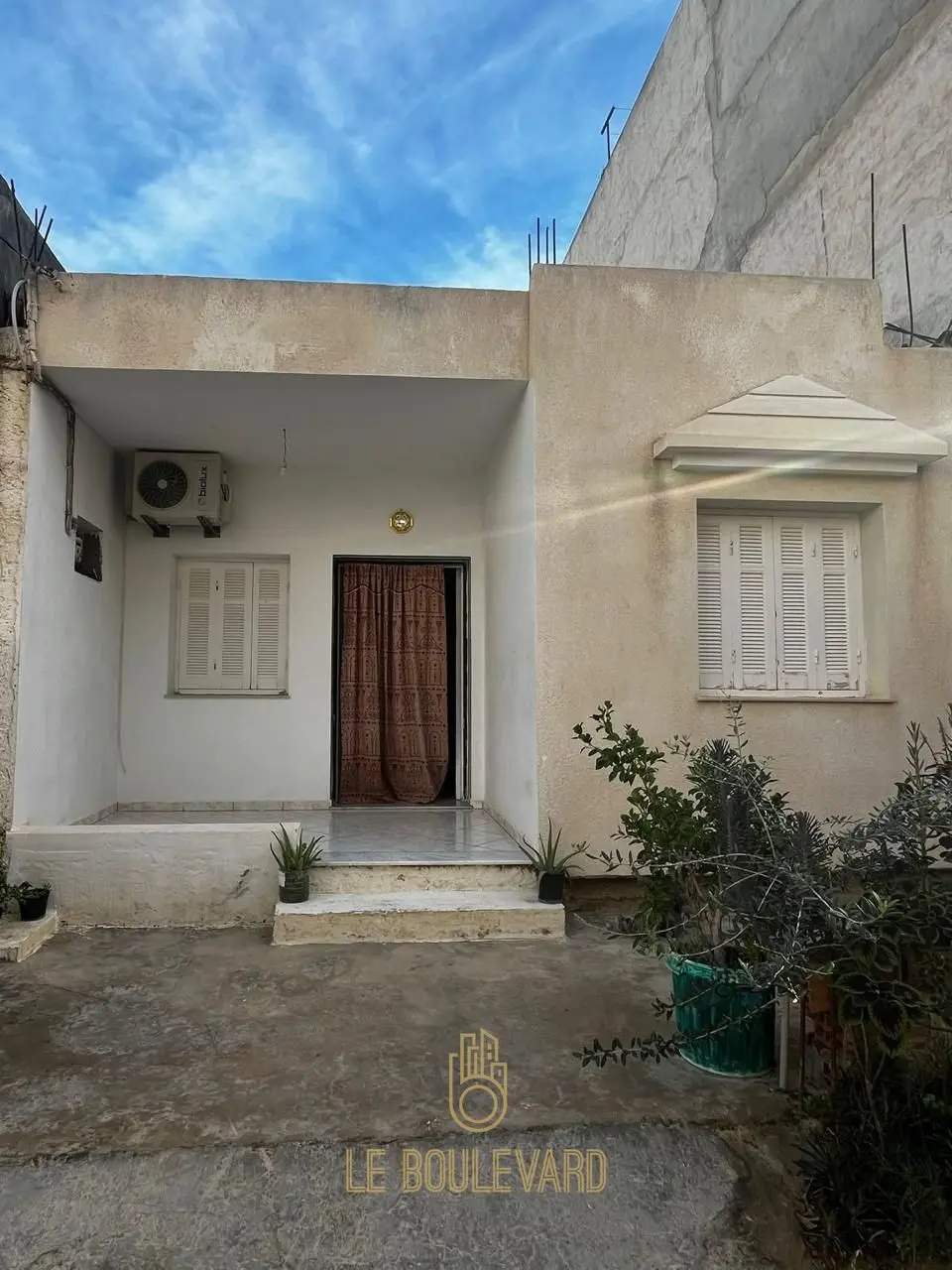 A Vendre Maison S+2 à Mrezge, Hammamet Nord