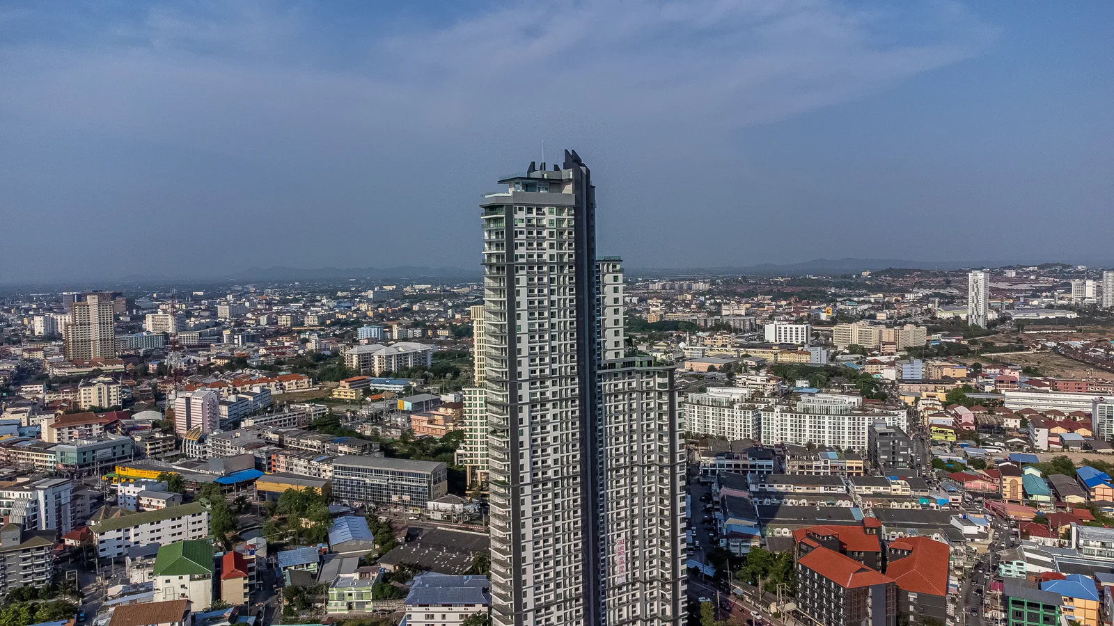 Arcadia Millennium Tower 6