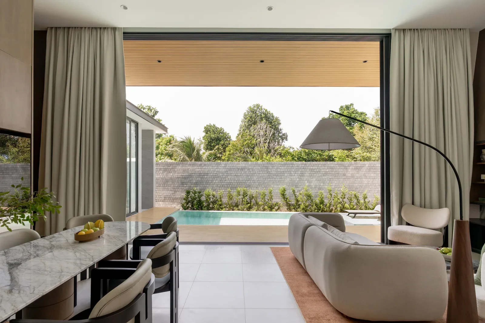 AXIS Luxury Villa 26