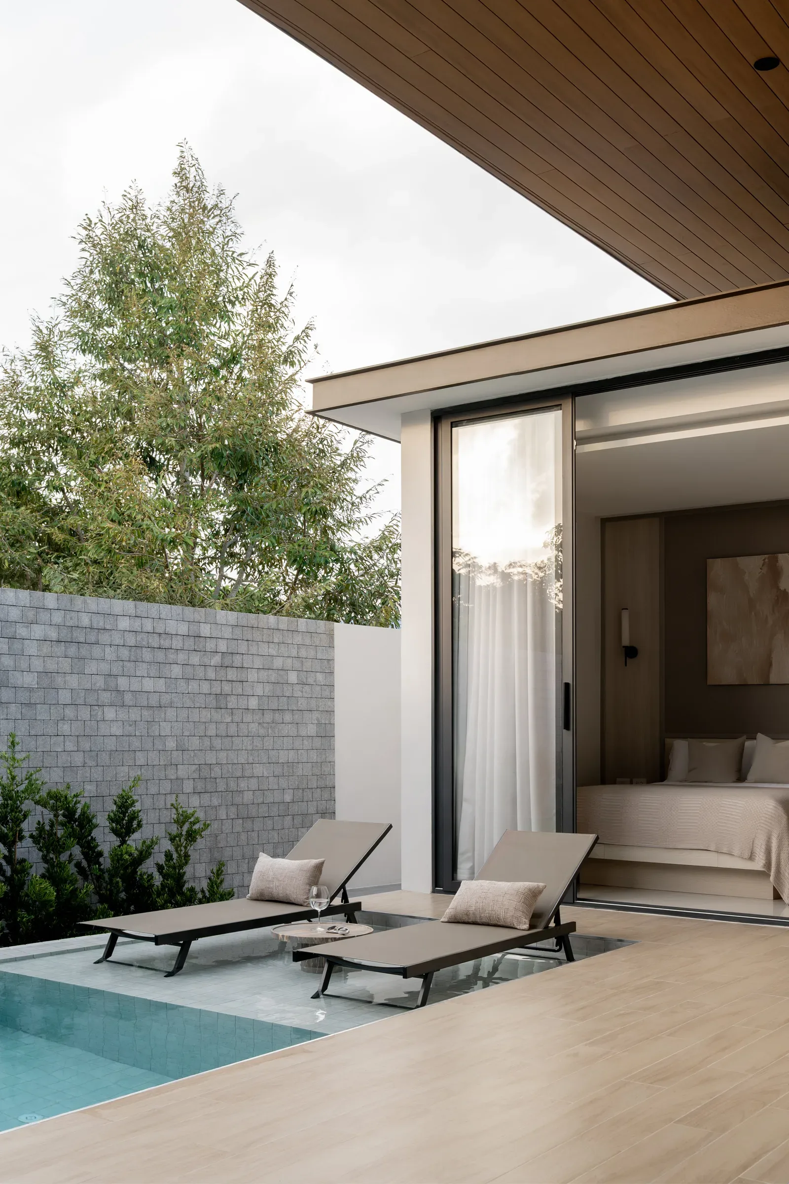 AXIS Luxury Villa 11