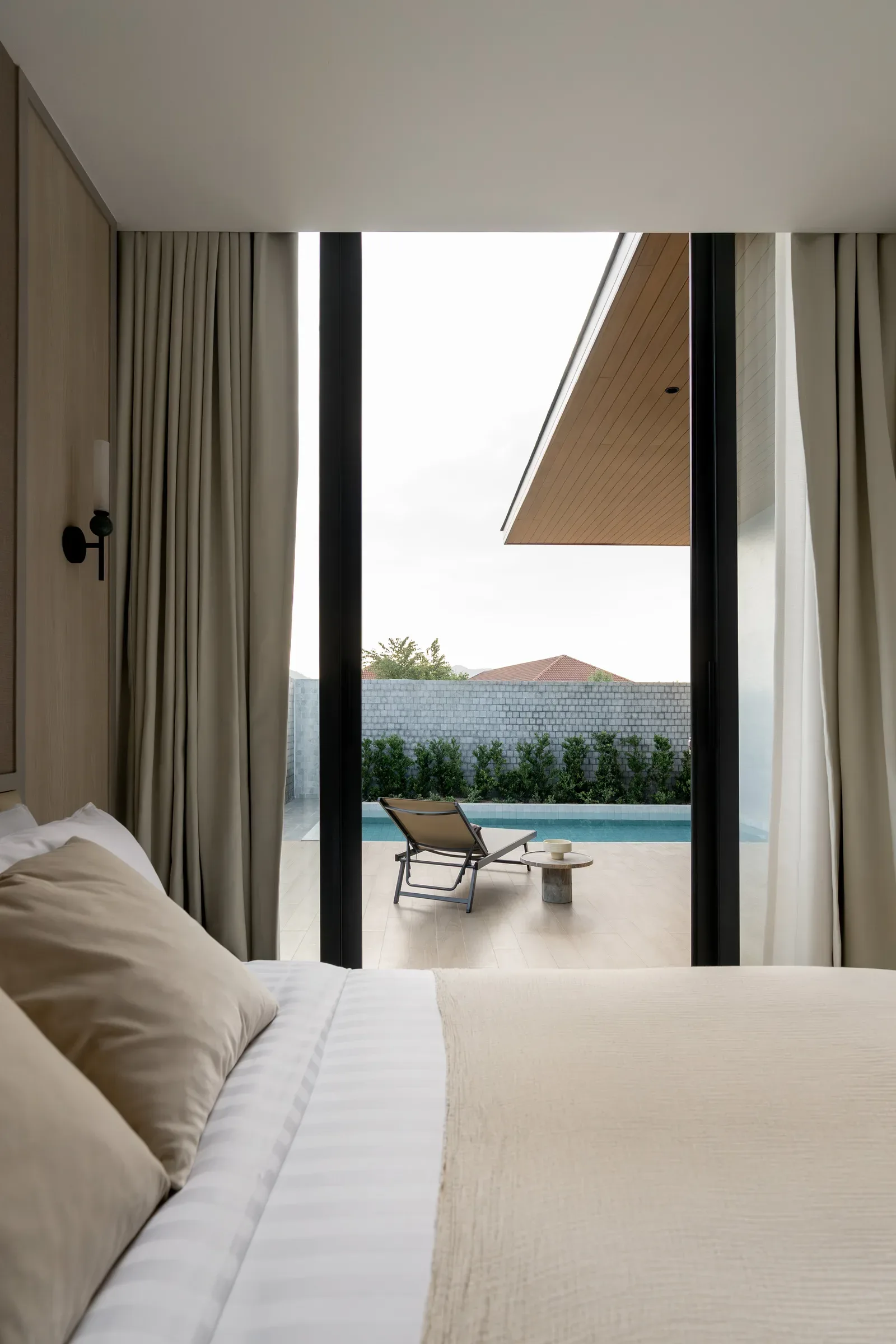 AXIS Luxury Villa 12