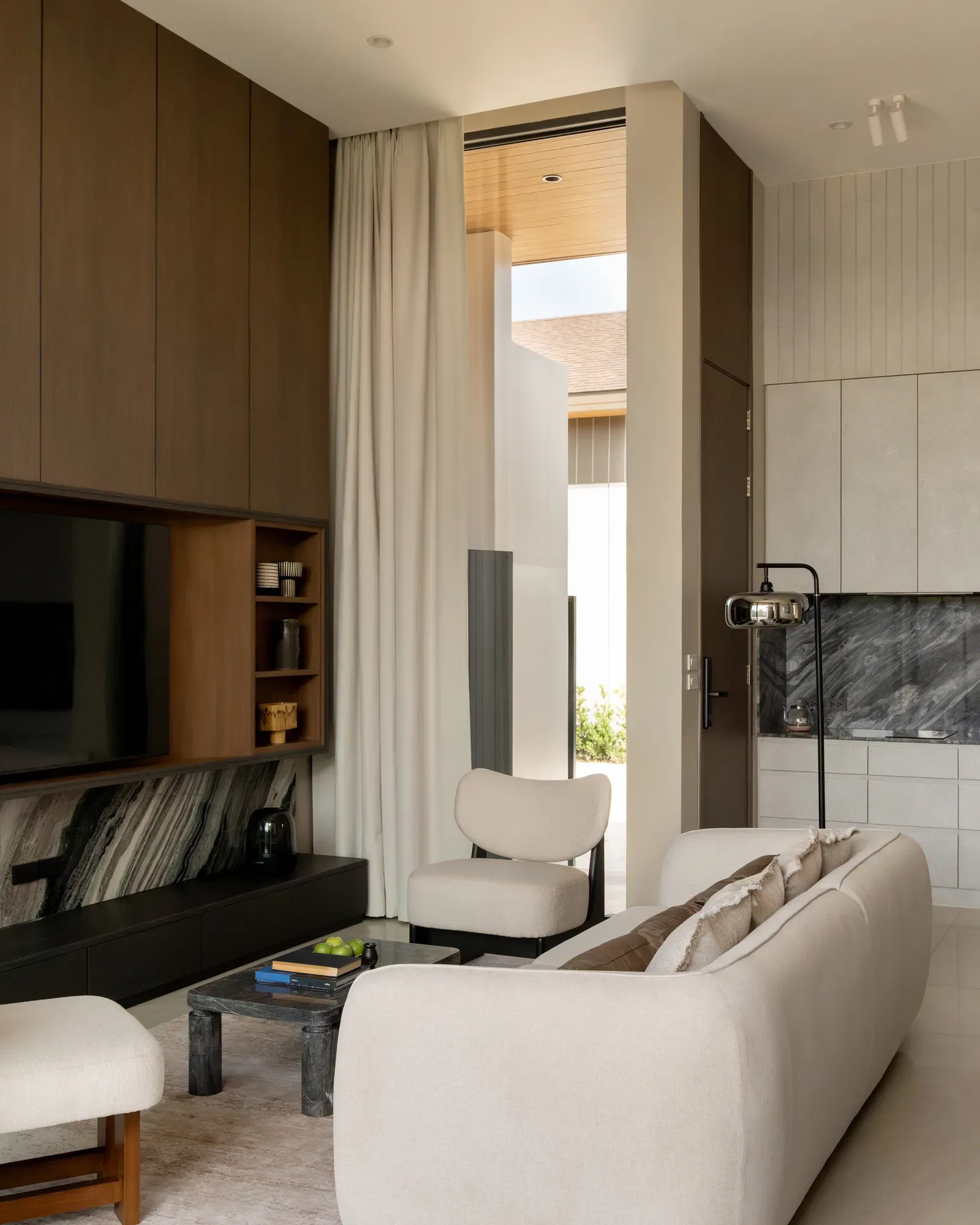 AXIS Luxury Villa 30