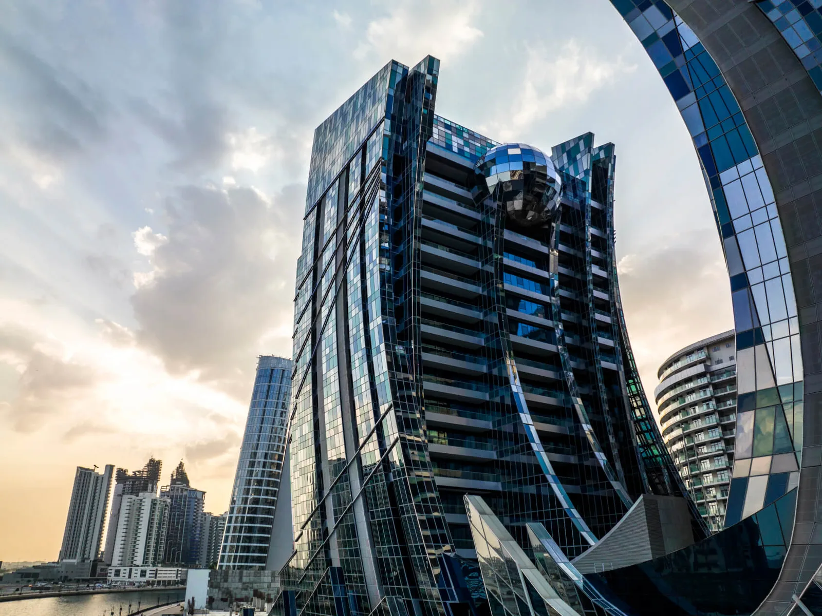 DaVinci Tower by Pagani 3