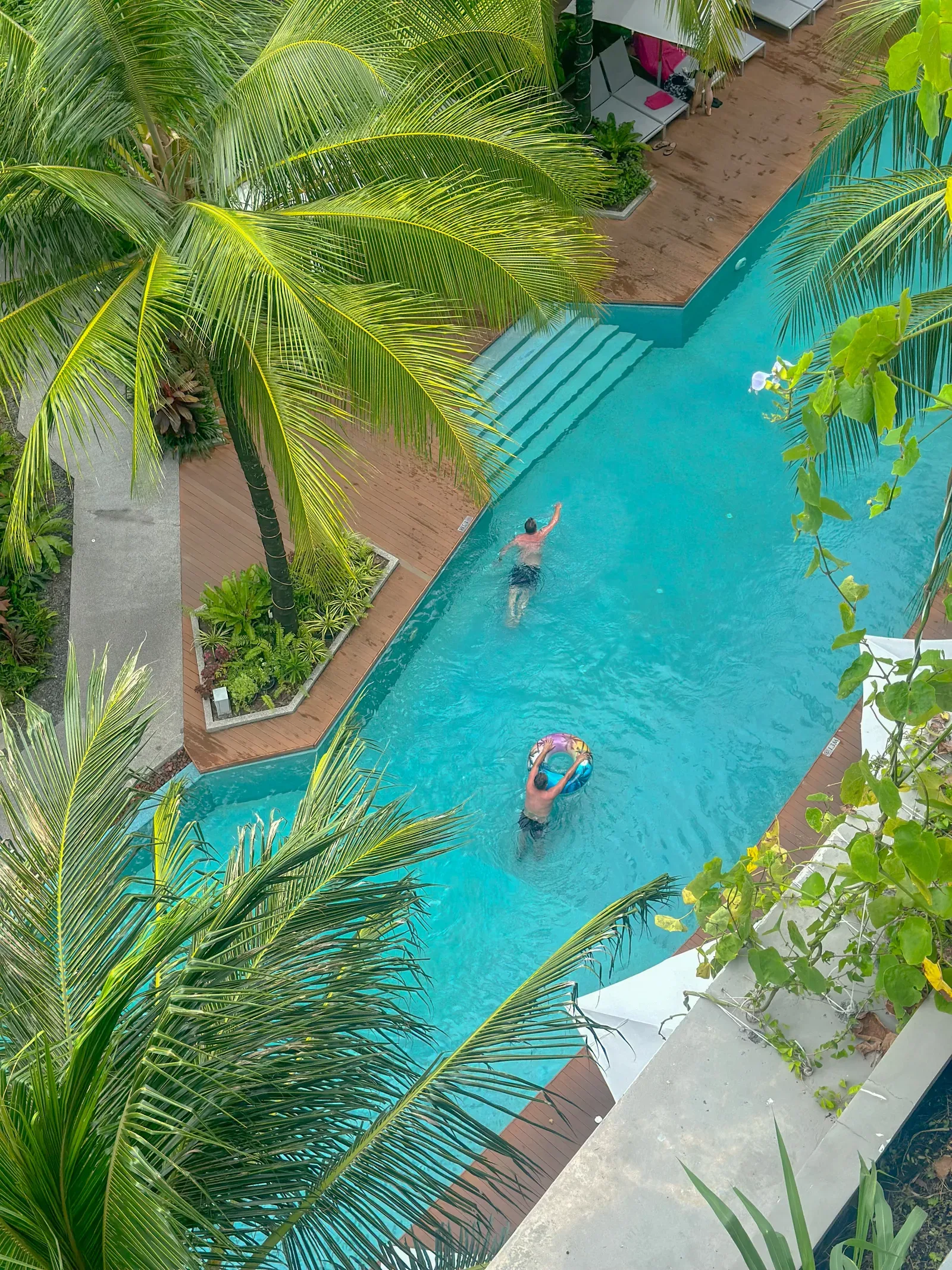 Diamond Condominium 5