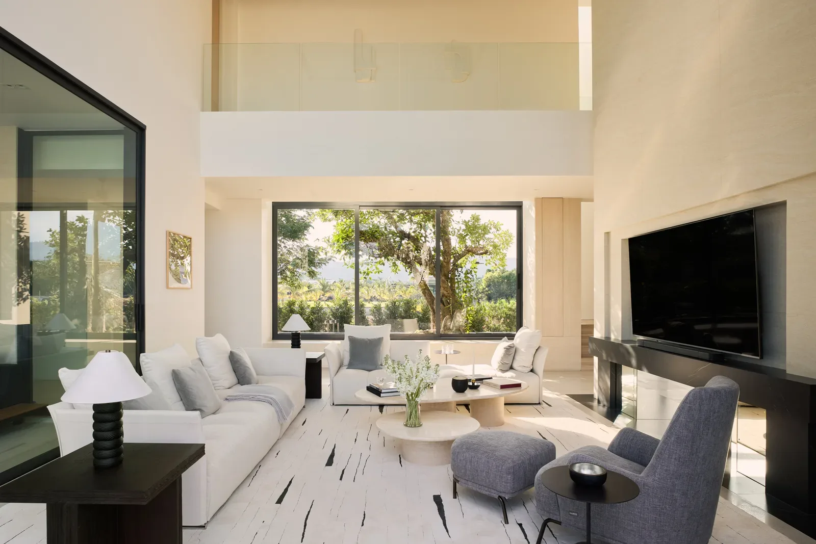 Lavish Estates 25