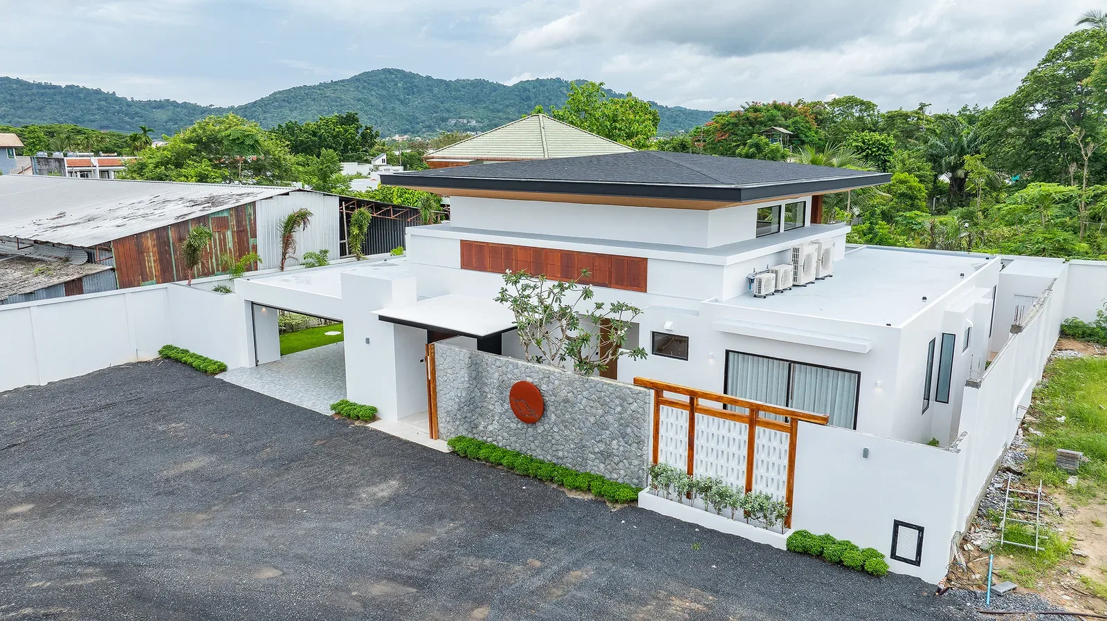 Monetaria Villas 2