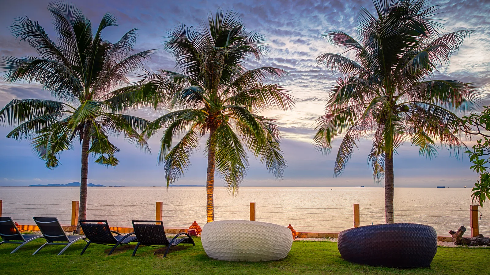 Paradise Ocean View 10