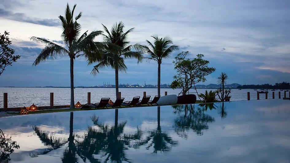Paradise Ocean View 13