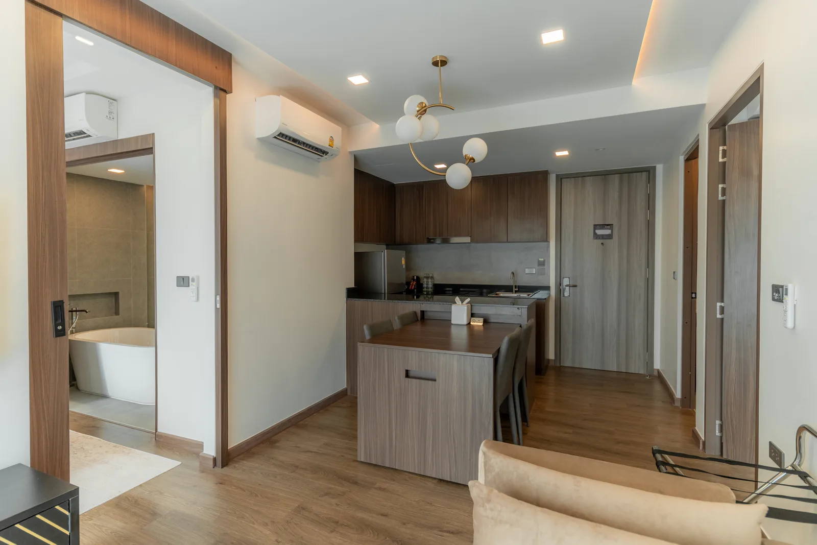 Proud Residence 32