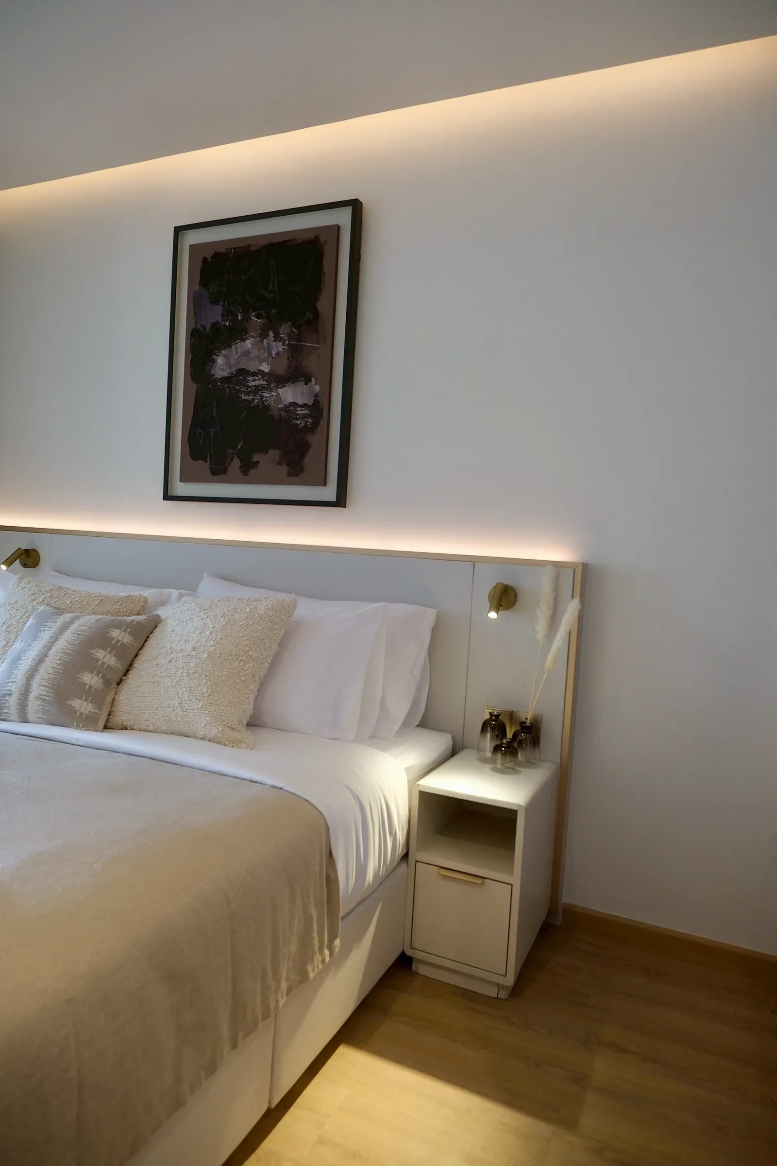 The Aqua 26
