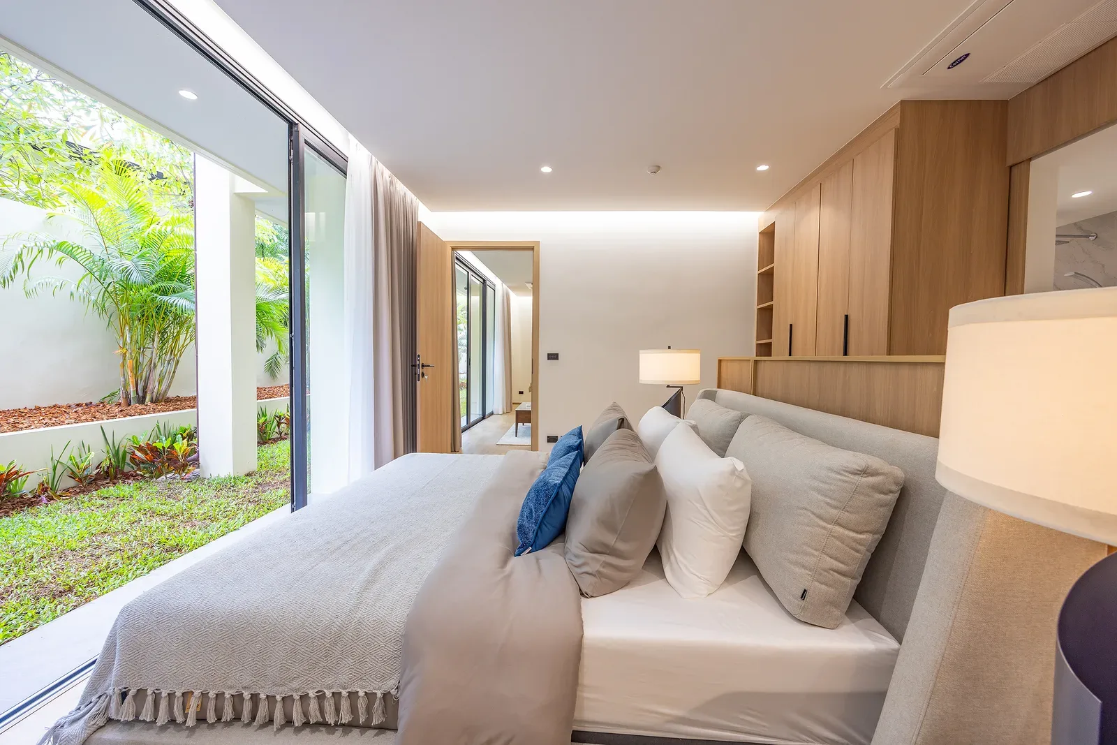 The Laytin Villa 121