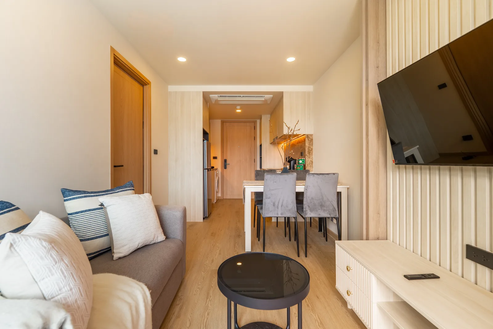 The Ozone Condominium 26