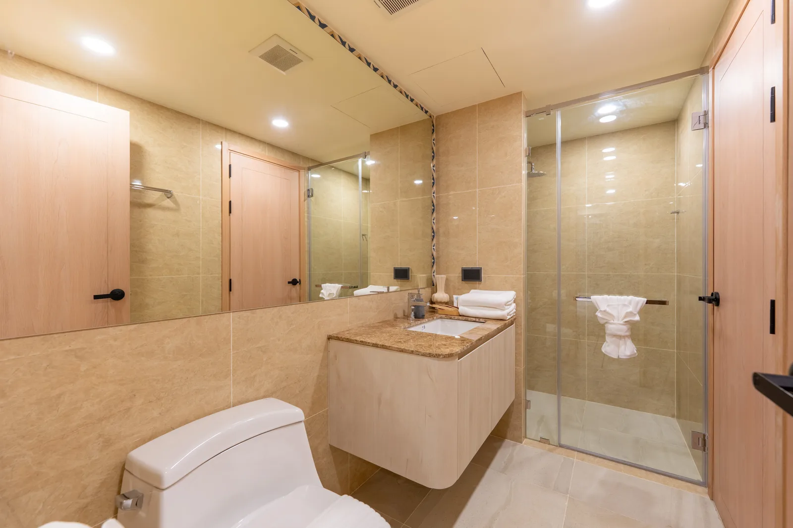 The Ozone Condominium 42
