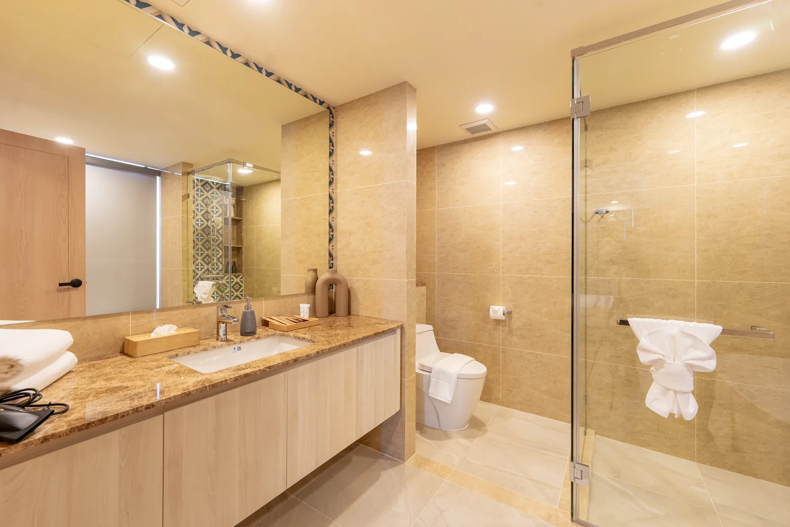 The Ozone Condominium 44